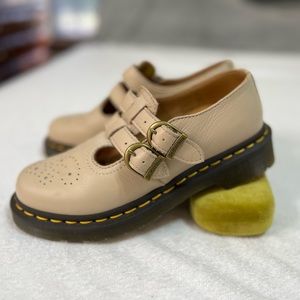 COPY - Dr. Martens Mary Jane leather loafers, cream, ladies size 5